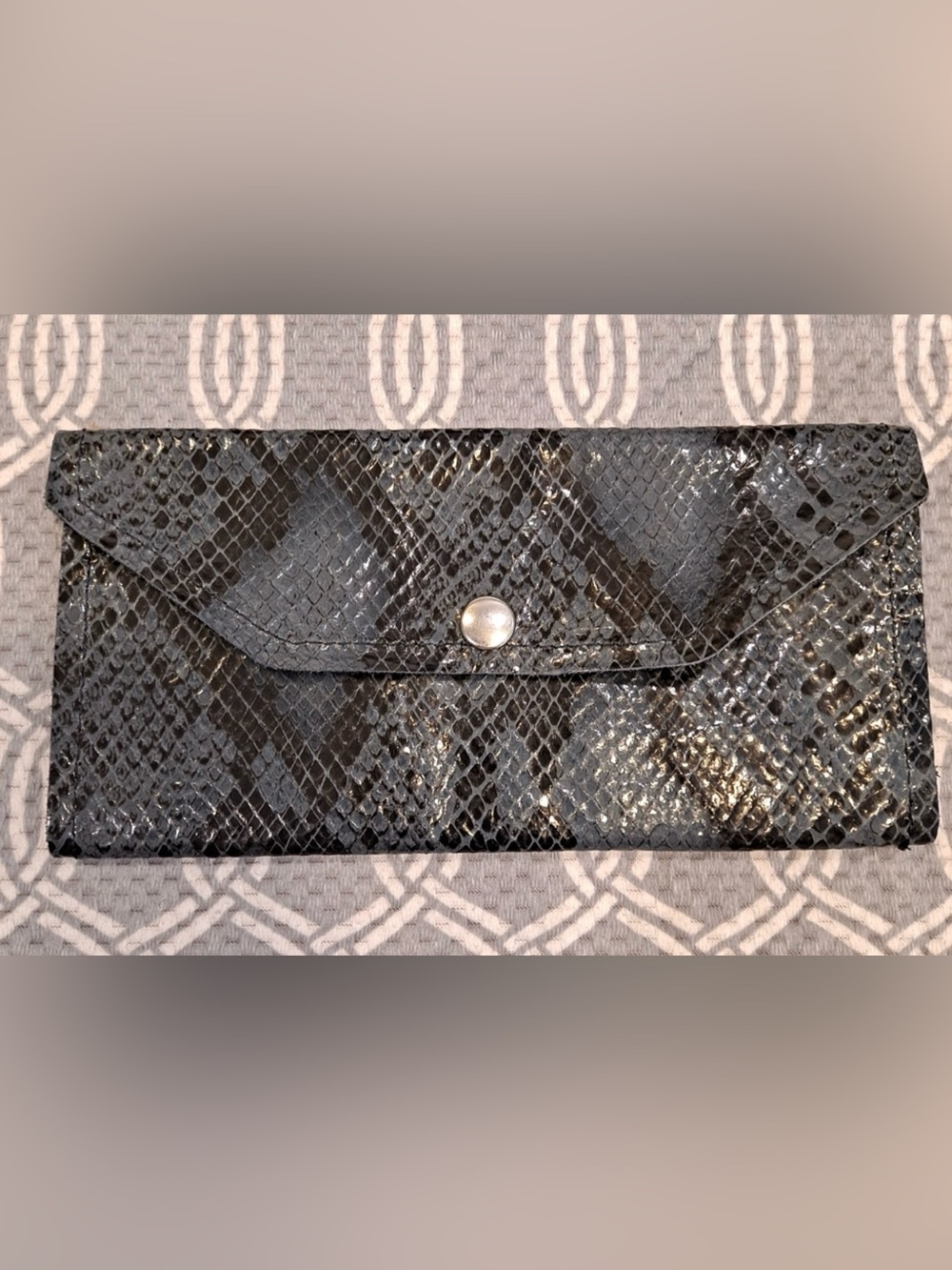 Beaudin Atlanta Boutique, Black and Blue LeatherWomen's Clutch Wallet